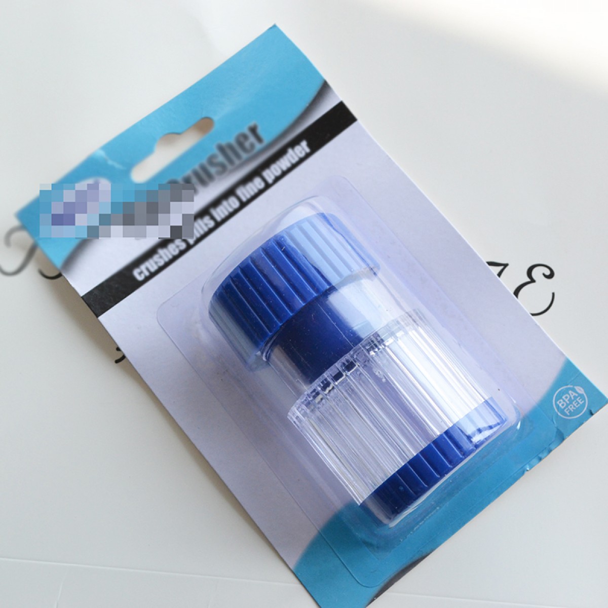 老人手动便携磨药器